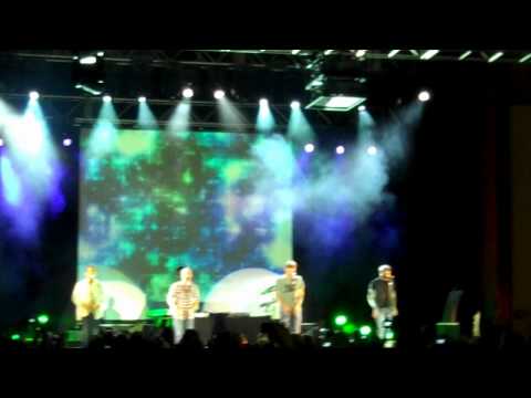 83 - 15 Mins. of Backstreet Boys Concert Footage (...