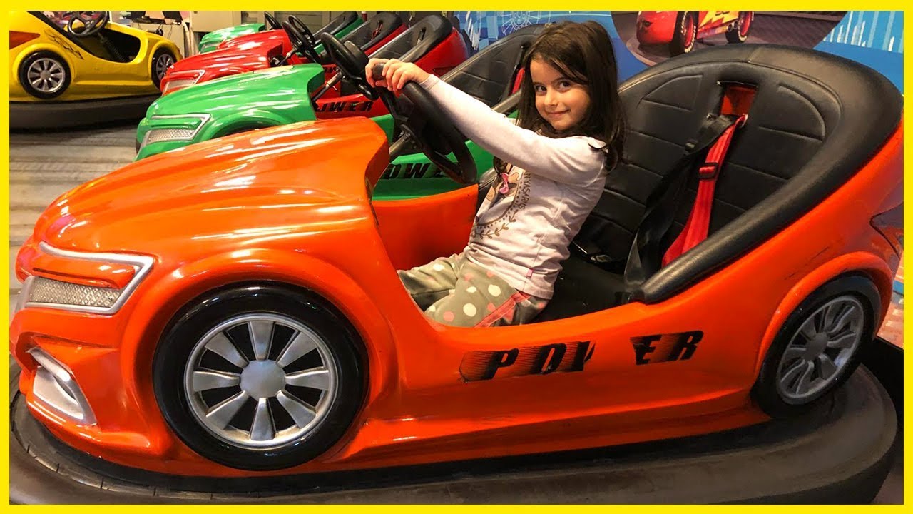 Çarpışan Arabalara Biniyoruz | Eğlenceli Çocuk Videosu | Rüya'nın Çiftliği