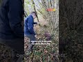 À 19 ans, Adrien est chercheur de truffes avec ses deux chiens
