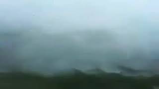 HOW IS WIND THIS FAST  180 mph 200 mph Moving So Fast from Hurricane IRMA VERY SCRACY WIND SPEEDS