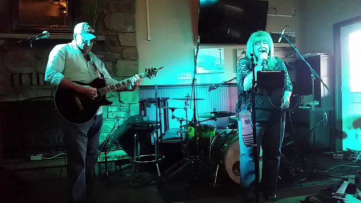 JANICE RAY ACOUSTIC WITH JOHN HINEBAUGH -SOMEBODY TO LOVE 2-28-16