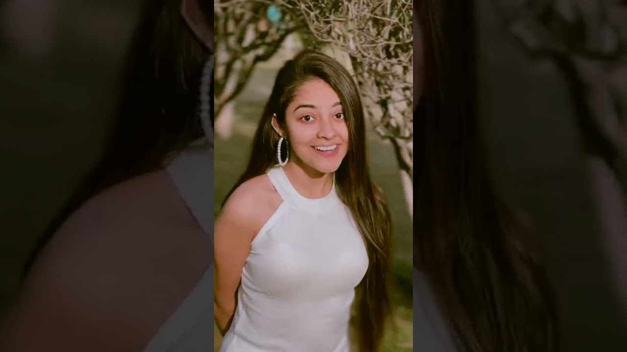 jaane kyun main doli aisi lagi teri  holi mai song