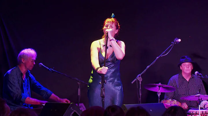 Laura Collins and the Back Porch Blues Band - Doctor