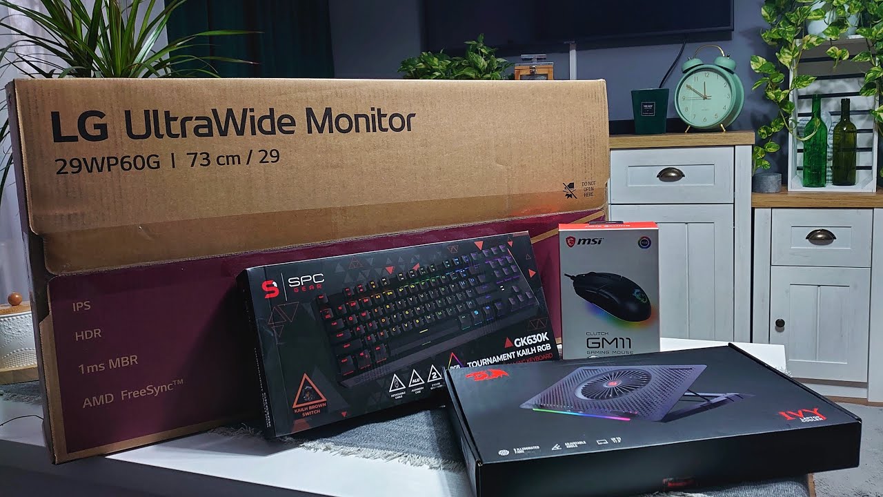 LG UltraWide 29 inch Monitor (29WQ600) Unboxing & Review