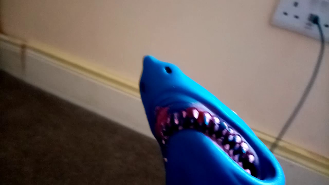 Shark Puppet Rapper Shark Puppet Sings A Rap By Popsicley And Chocolatey - YouTube
