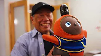 Lillian Hung & Mario Gregorio: Introducing Robots to Dementia Care