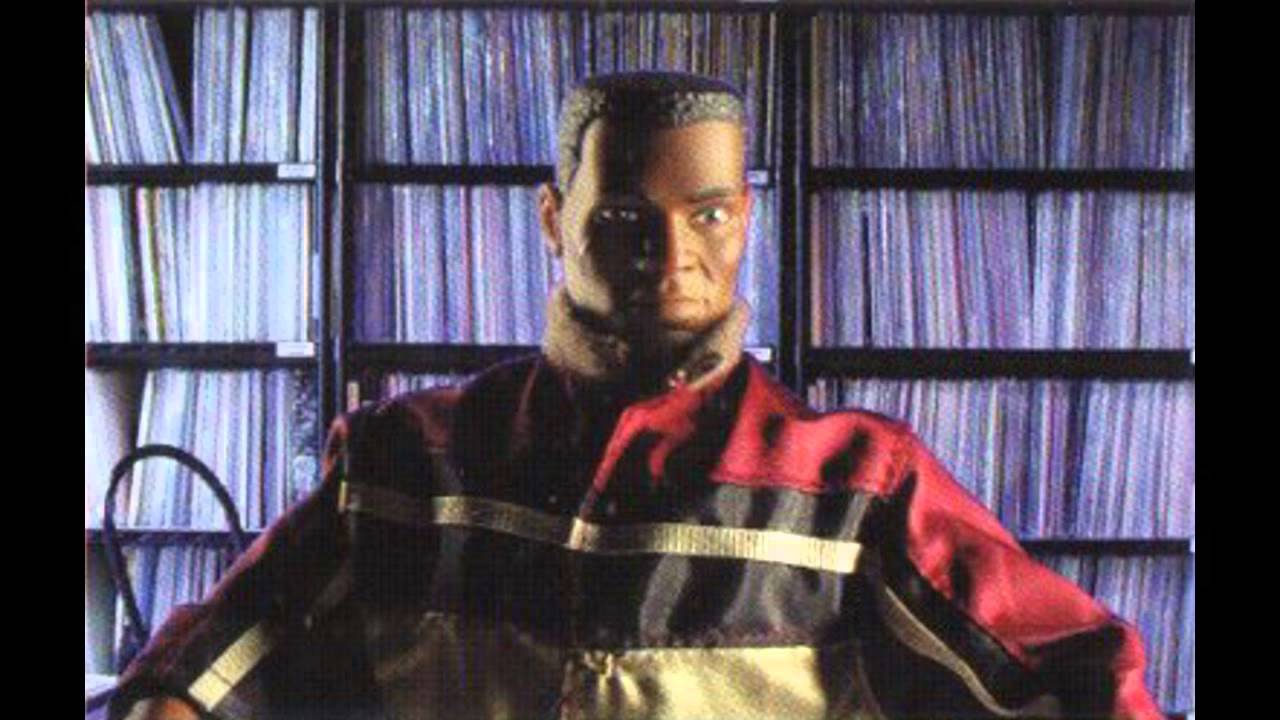 在 YouTube 上觀看「Tino: Tuff Dub」 在 YouTube 上觀看「Tino: Tuff Dub」
