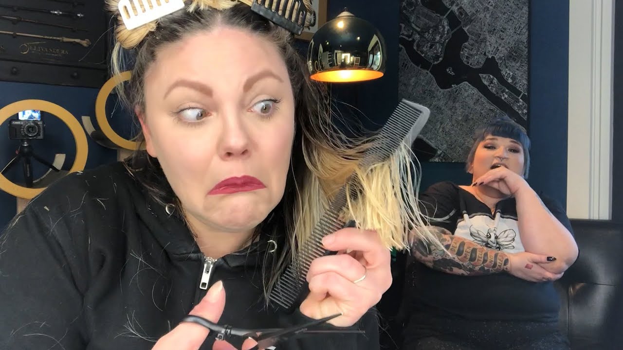 Cutting My Own Hair into a Bob - YouTube