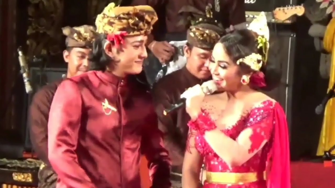 MAHALINI & DEVA IDOLA CILIK  Romantis || PKB 2018