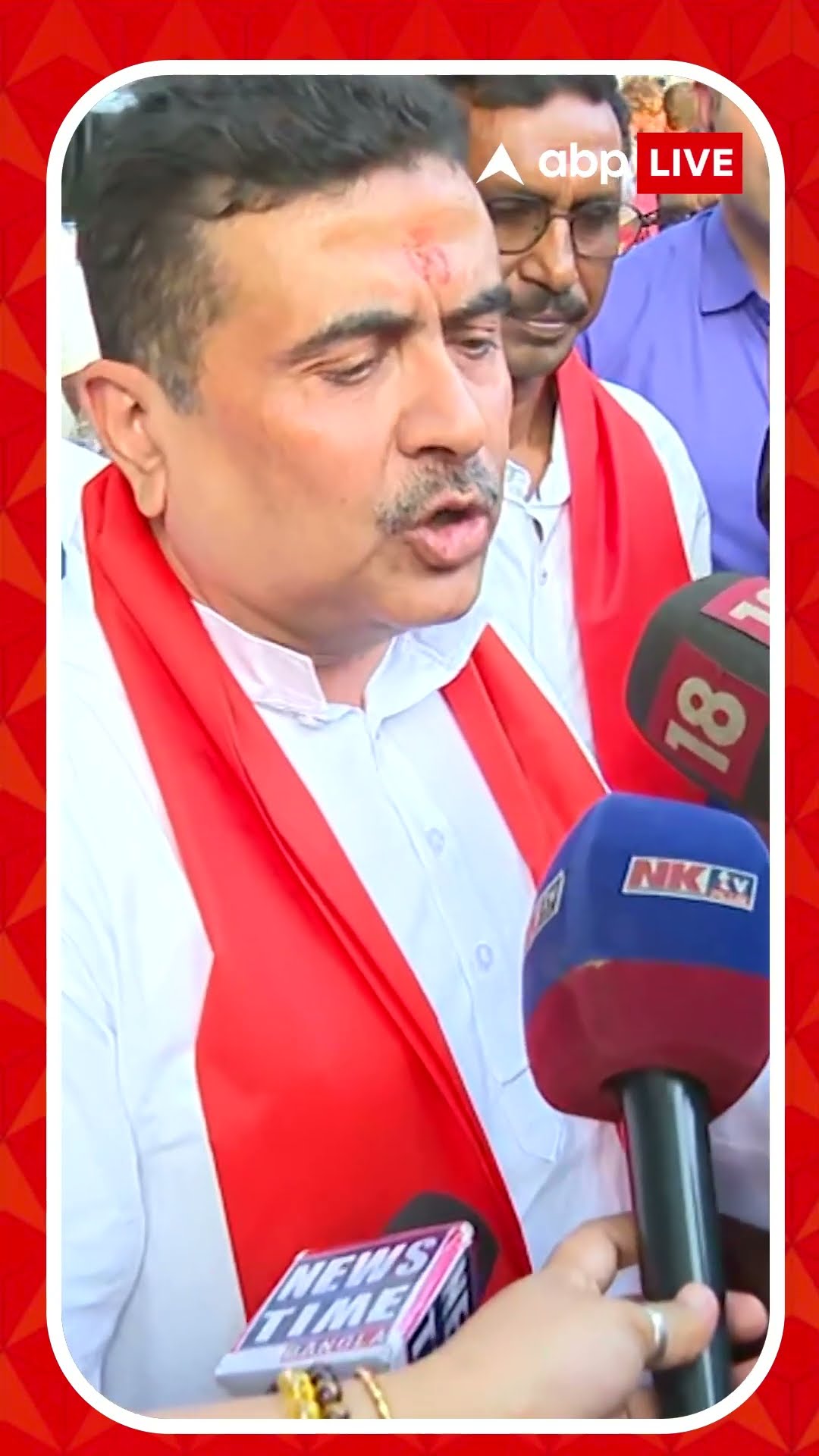 হঠাৎ মুখোমুখি দেখা মমতা-শুভেন্দুর। রাজ্যপাল আসার আগে কী বার্তালাপ ?
