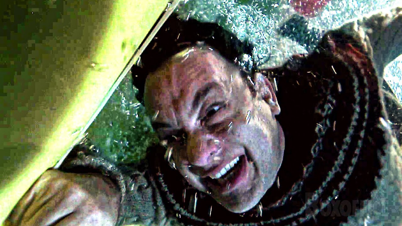 トム・ハンクス、飛行機が海に墜落するも生還する | キャスト・アウェイ | 映画シーン