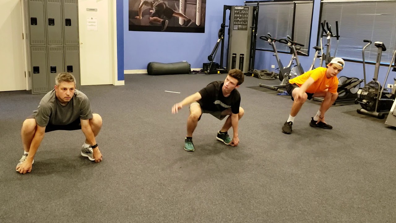 Reverse Ankle Squat with Rotation - YouTube