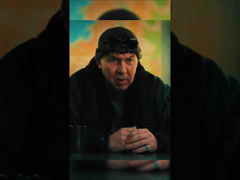 ТЕБЯ УСПОКОИТЬ ИЛИ САМ УСПОКОИШЬСЯ#Shorts#Кино#film#фильм#serial#сериал#