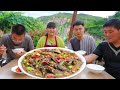 【陕北霞姐】家常蒜香味茄子,吃出肉香味,拌上米饭,弟弟连吃好几碗,过瘾!