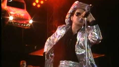 U2 - Desire (ZooTV Tour)