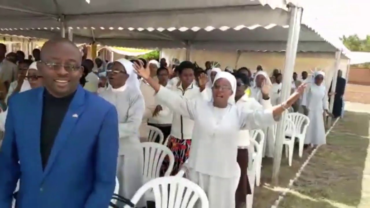 Shimikira mw'ijuru (G S J Paul II de Gitega)