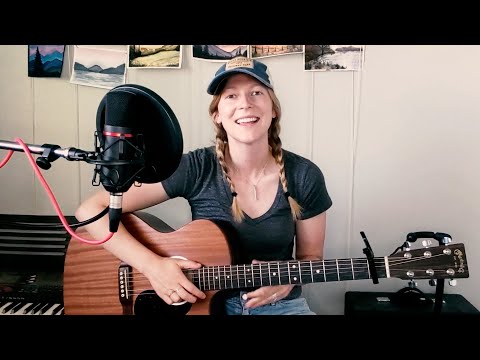 Mama's Broken Heart - Miranda Lambert Acoustic Cover by Racyne Parker