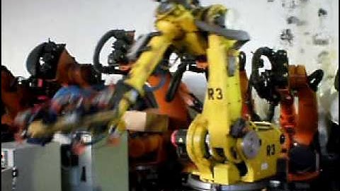 Used industrial robot FANUC 430iW control Rj3 @ www.eurobots.net