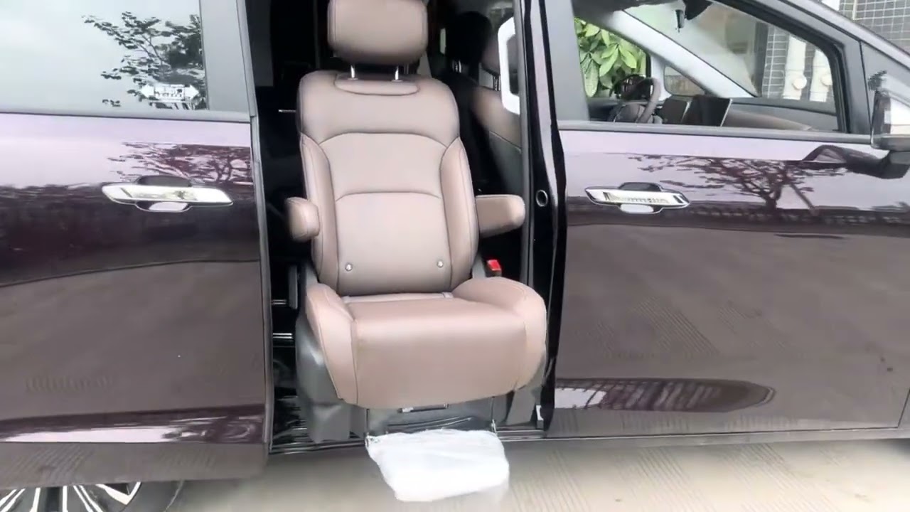 Wuling Starlight 730 with Tengyun Accessible Seat