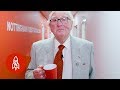 England’s 88-Year-Old Tea Boy Loves His Job