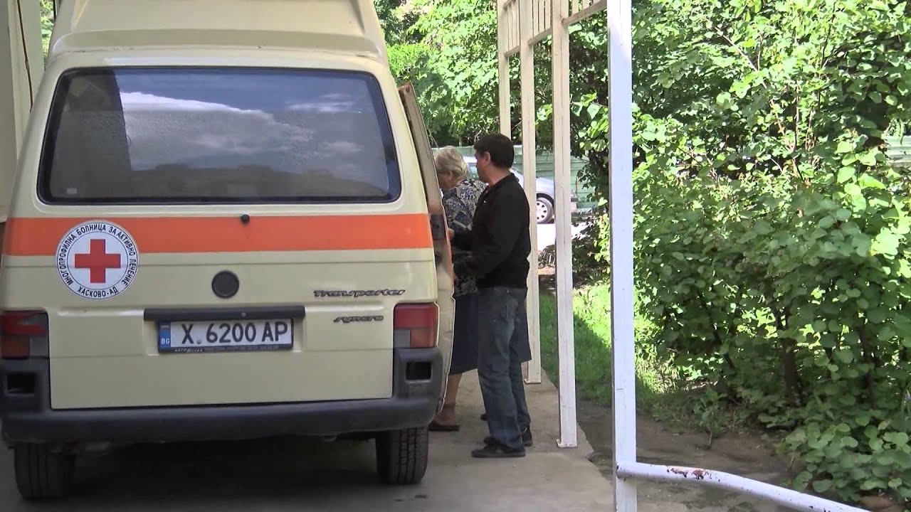 Мъж се е опитал да счупи вратите на хасковското Спешно отделение и заплашвал медиците