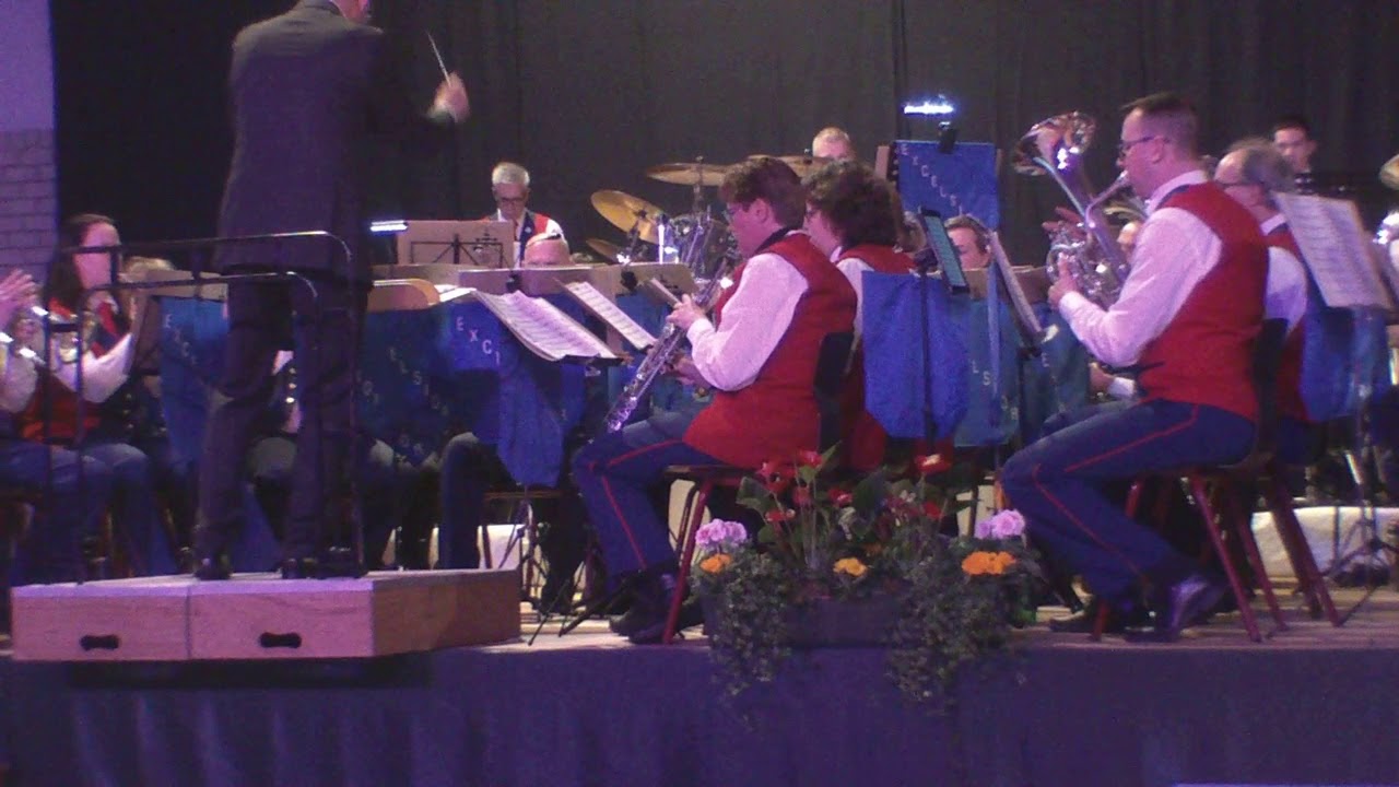 Balkan dance Etienne Crausaz fanfare Excelsior Cothen YouTube