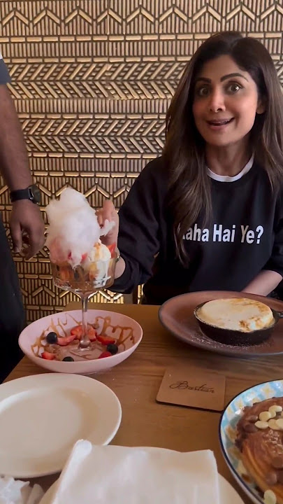 #shilpashetty has a pretty deep relationship with her #desserts #dessert #shorts #bastian