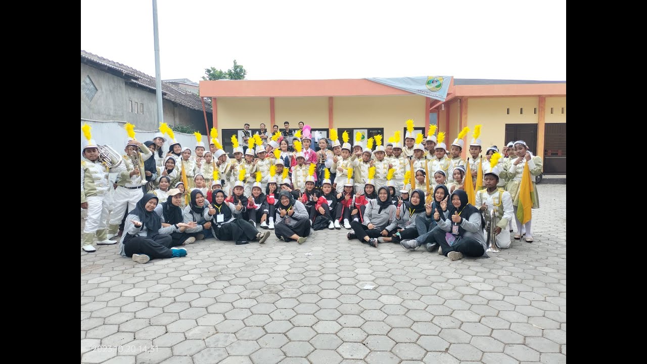 DRUMBAND UPTD SPF SDN KOTAKULON 1 BONDOWOSO
