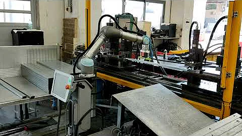Universal robots machine tending