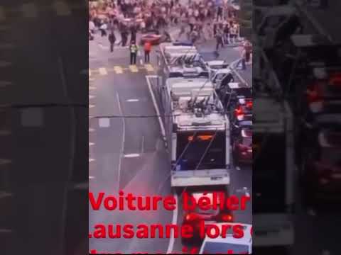 Lausanne : une voiture fonce délibérément sur une manifestation pour la Palestine