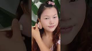 Beginner's Makeup Tutorial: Learn the Basics from Scratch