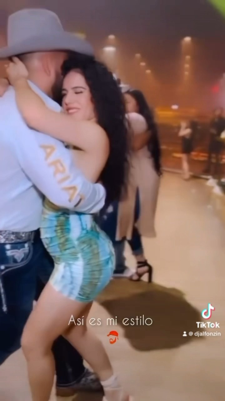 Bailando Norteñas ???