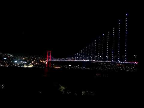 Boğaz köprüsü gece