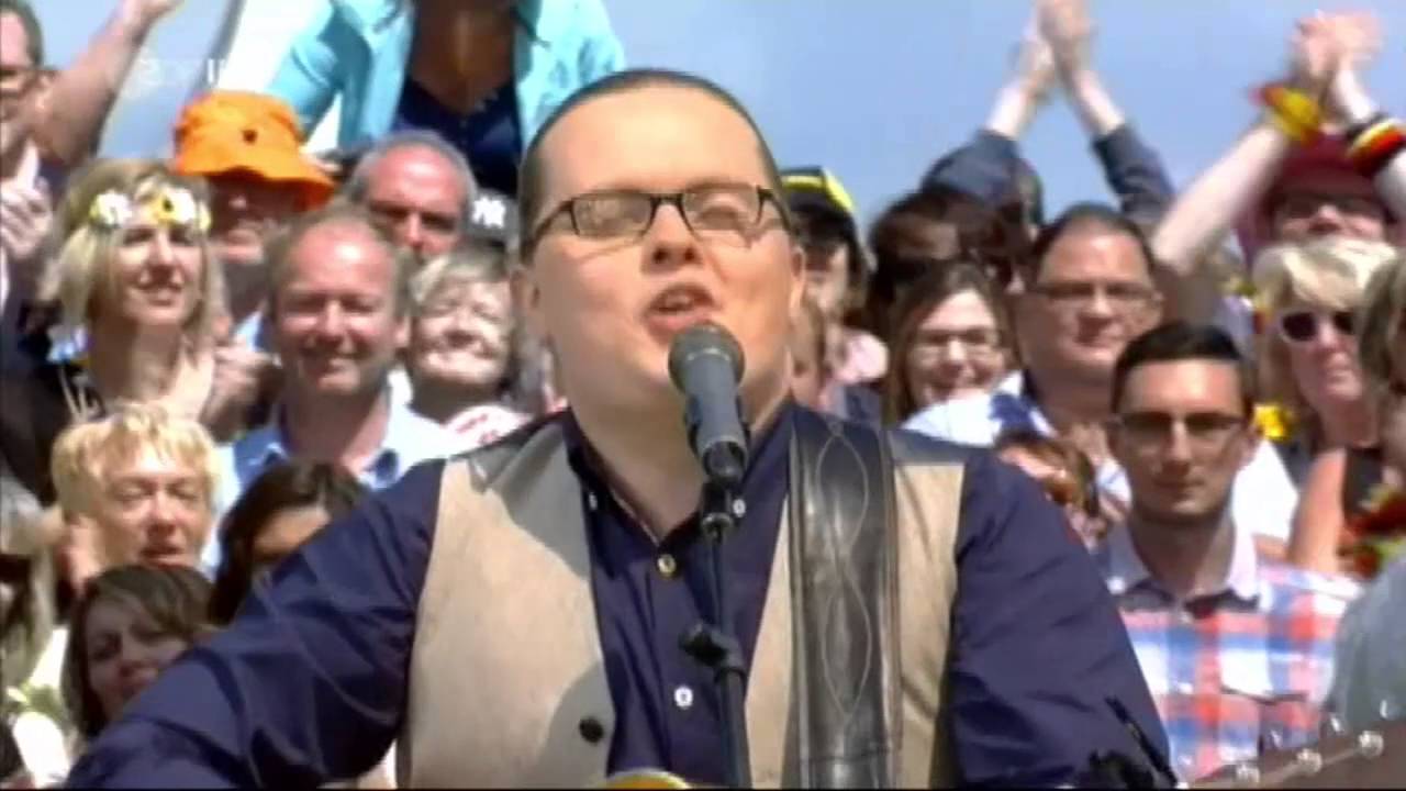 Angelo Kelly & Family - I'll tell me ma    |   ZDF Fernsehgarten 19-6-2016