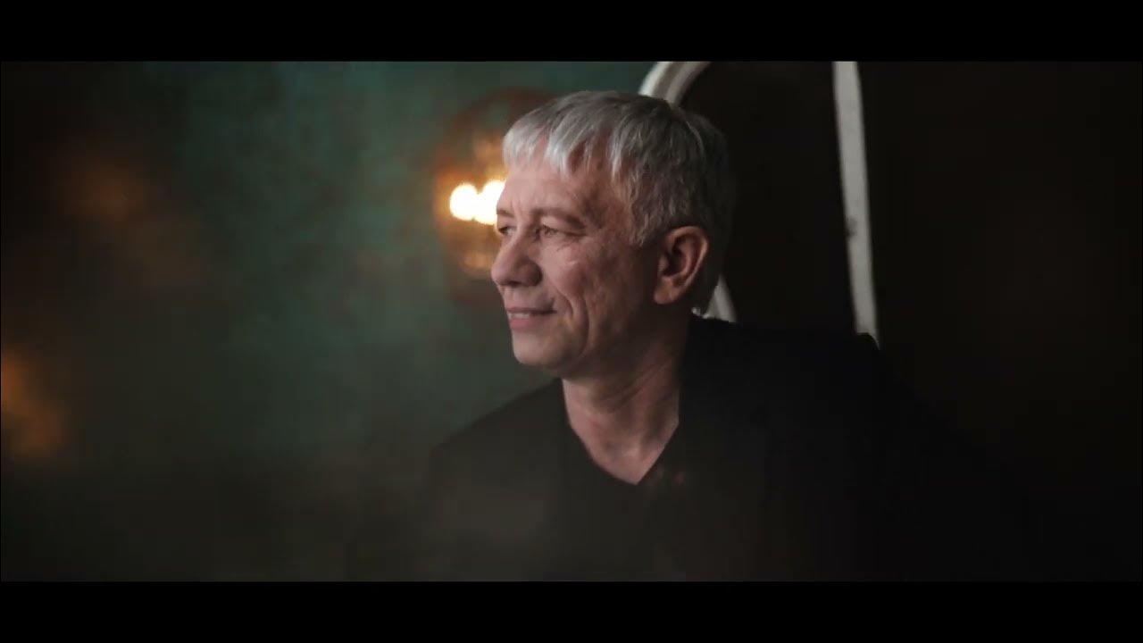 Девчонка юности моей - Гриша Петров: Song Lyrics, Music Videos & Concerts