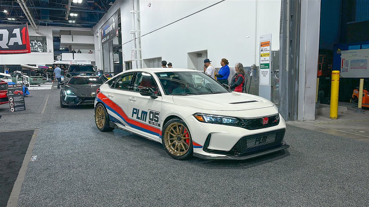 OUR FL5 CIVIC TYPE-R GETS A HUGE UPGRADE!!! *NEW WRAP* - YouTube