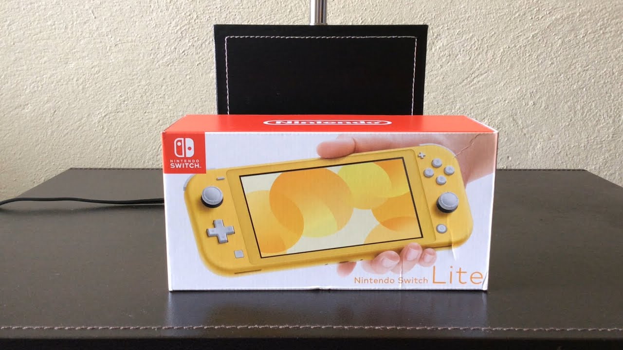 Unboxing Nintendo Switch Lite - YouTube