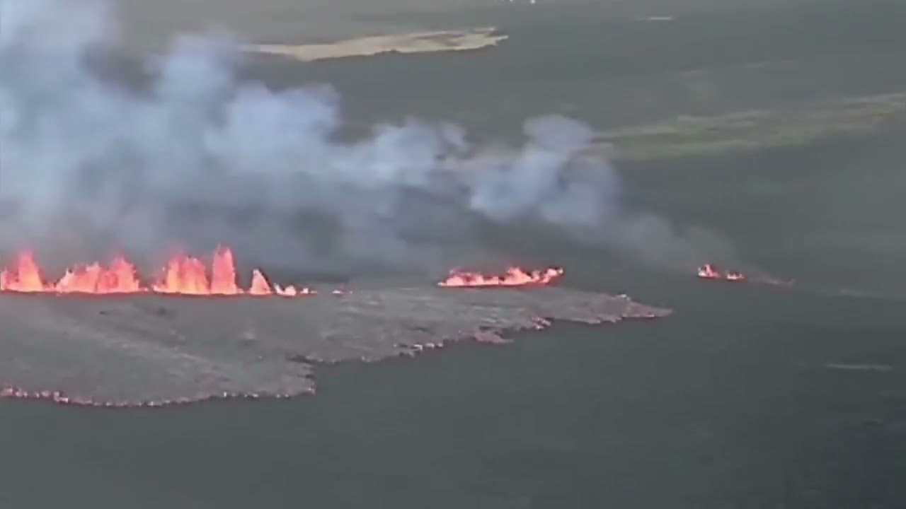 Iceland Volcano: Lava Cut Grindavík Defence Wall, Eruption Started
