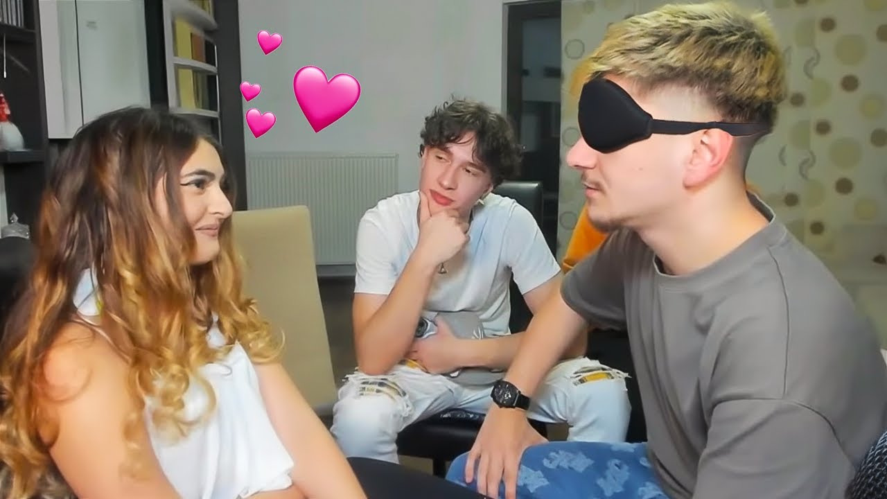 L-AM PUS PE CEDY LA UN BLIND DATE!