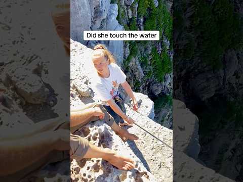 Momoxx CONFRONTA al Loco de las Gotas: “es un viejo mentiroso CHARLATÁN y se lo digo en su cara”