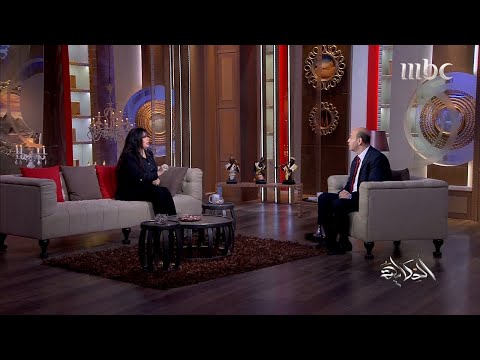 الحكاية بتكسبي كام من إنستجرام فيفي عبده تنقل خبرتها في السوشيال ميديا لعمرو أديب