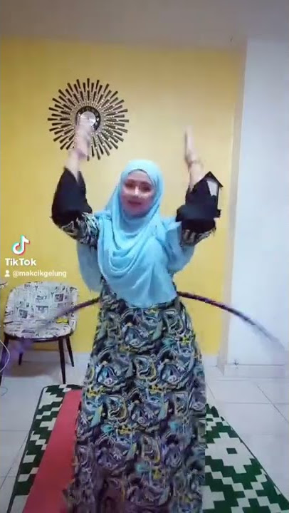 HulaHoopDance #makcikGelunG #SenamGeLunG💃⭕