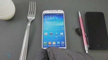 Samsung Galaxy S4 super-sensitive touchscreen demonstration