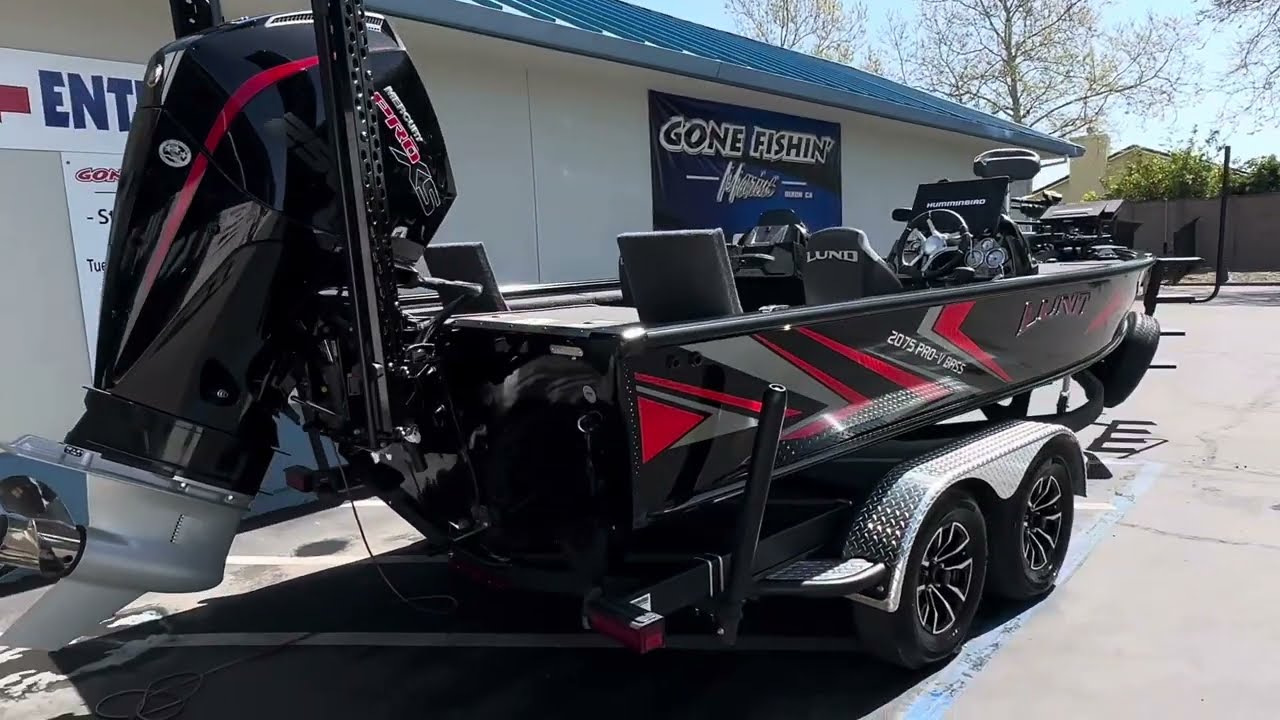 Fully Rigged 2025 Lund 2075 Pro-Bass XS