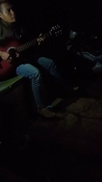 Nongkrong malam - main gitar gengs