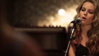Bridgit Mendler :  Love Will Tell Us Where to Go Acoustic