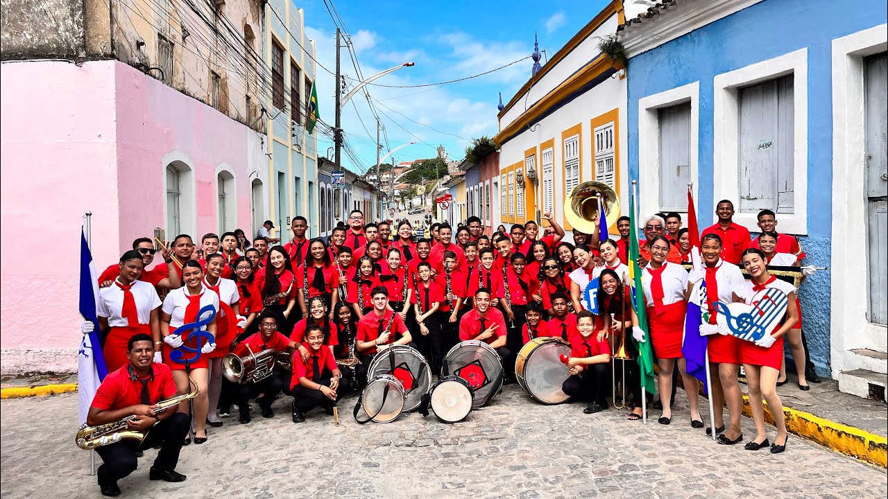 Dobrado Aconchego - desfile de aniversário 18 anos Filarmônica Aconchego 