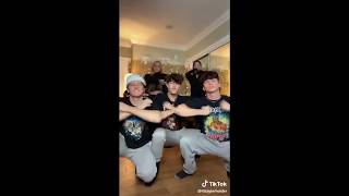 TIK TOK FAMOSOS!! POSIBLE PACK?