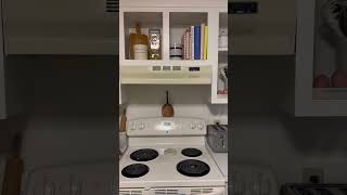 Cozy, thrifted, cottagestyle kitchen refresh! What do you think? #cottagecore #cozyhome #thrifted