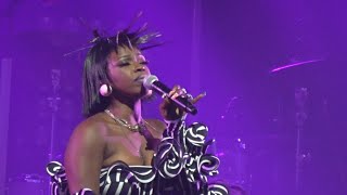 Theodora - FASHION DESIGNA (Live) Paris, Olympia - Prix Joséphine 2025